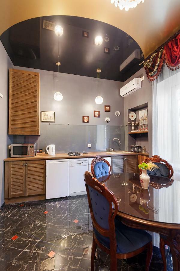 Delux Leopolli Apartments Near Shopping Mall Forum ลวีฟ ภายนอก รูปภาพ