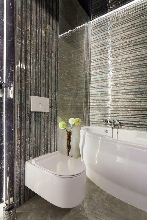Delux Leopolli Apartments Near Shopping Mall Forum ลวีฟ ภายนอก รูปภาพ